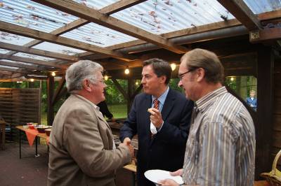 David  McAllister im Gesprch mit Gerhard Harms (links) und Artur Mannott (Rechts)